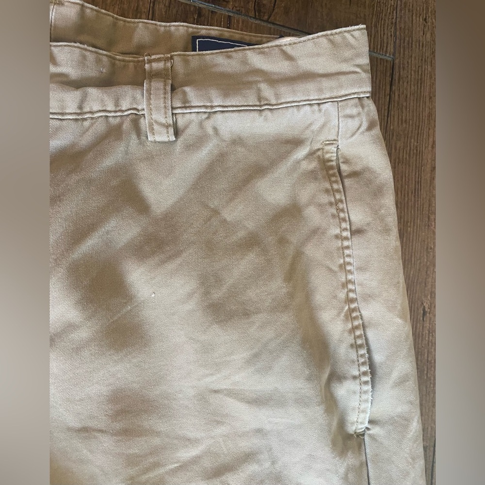 Vineyard Vines Men's Khaki Chinos - Picture 3 of 8